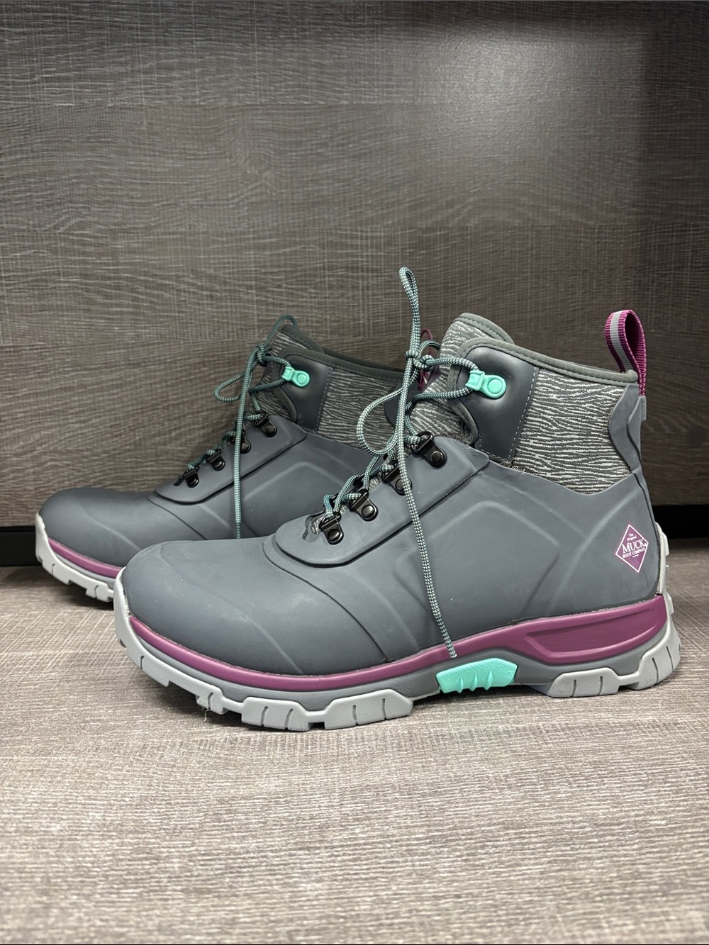 Women's Muck Apex Lace-Up Boot (Gray) - Size 12